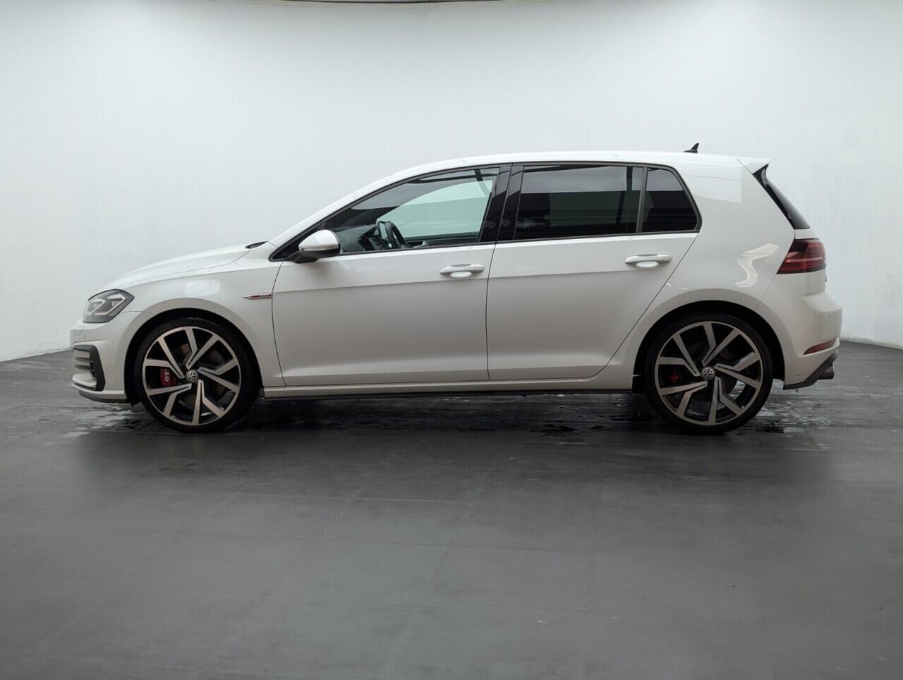 Used Volkswagen Golf 2019 for sale - 76996306: Photo 5