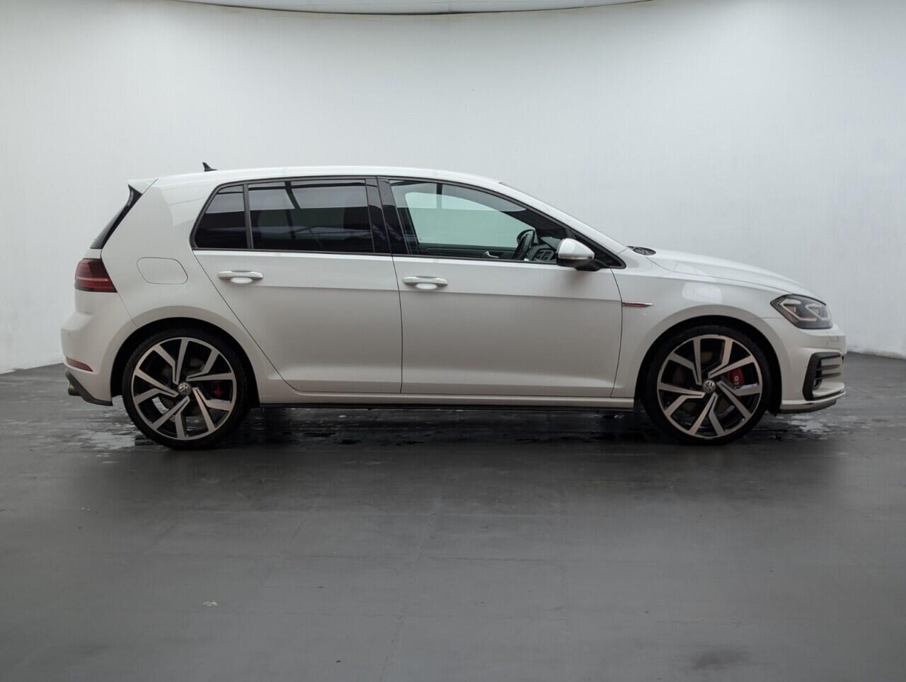 Used Volkswagen Golf 2019 for sale - 76996306: Photo 9