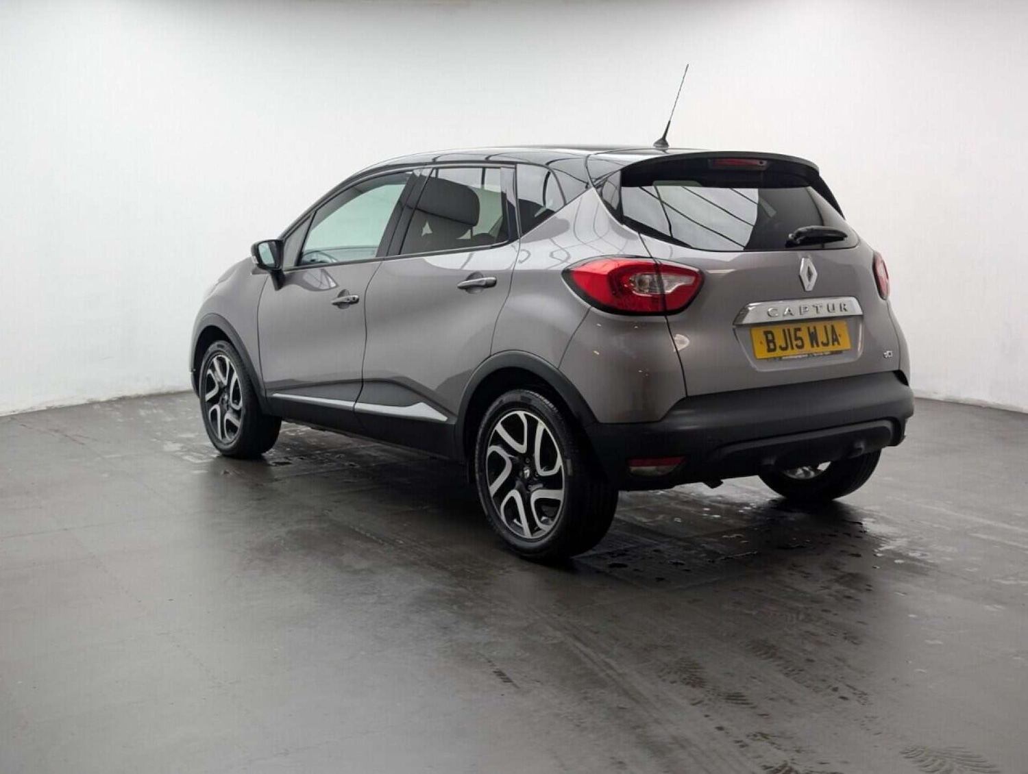 Used Renault Captur 2015 for sale - 78091359: Photo 8