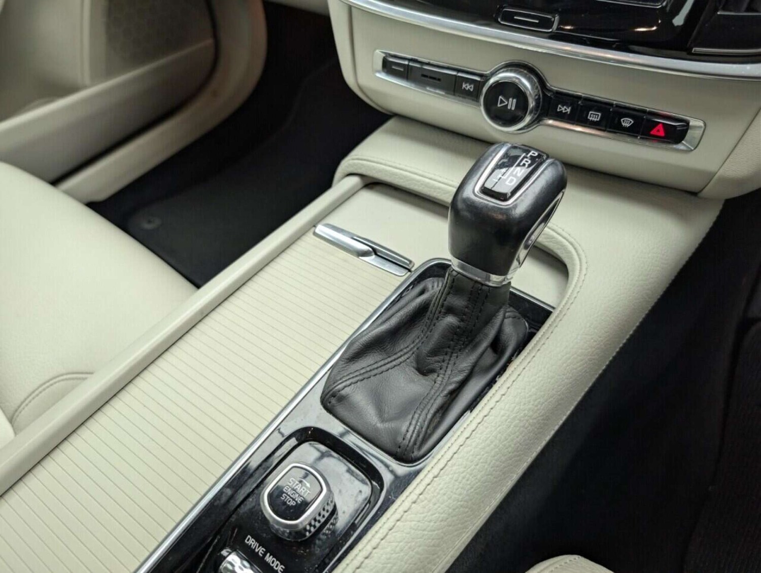 Used Volvo V90 2017 for sale - 77713029: Photo 16