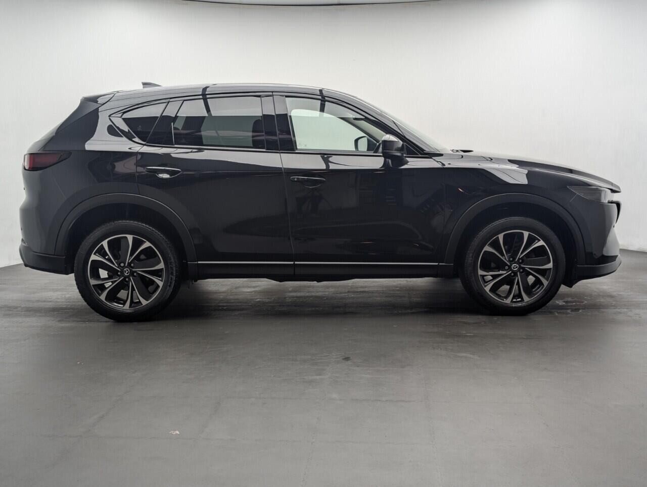 Used Mazda CX-5 2023 for sale - 76423040: Photo 9