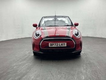 Used MINI Convertible 2023 for sale - 79301115: Photo