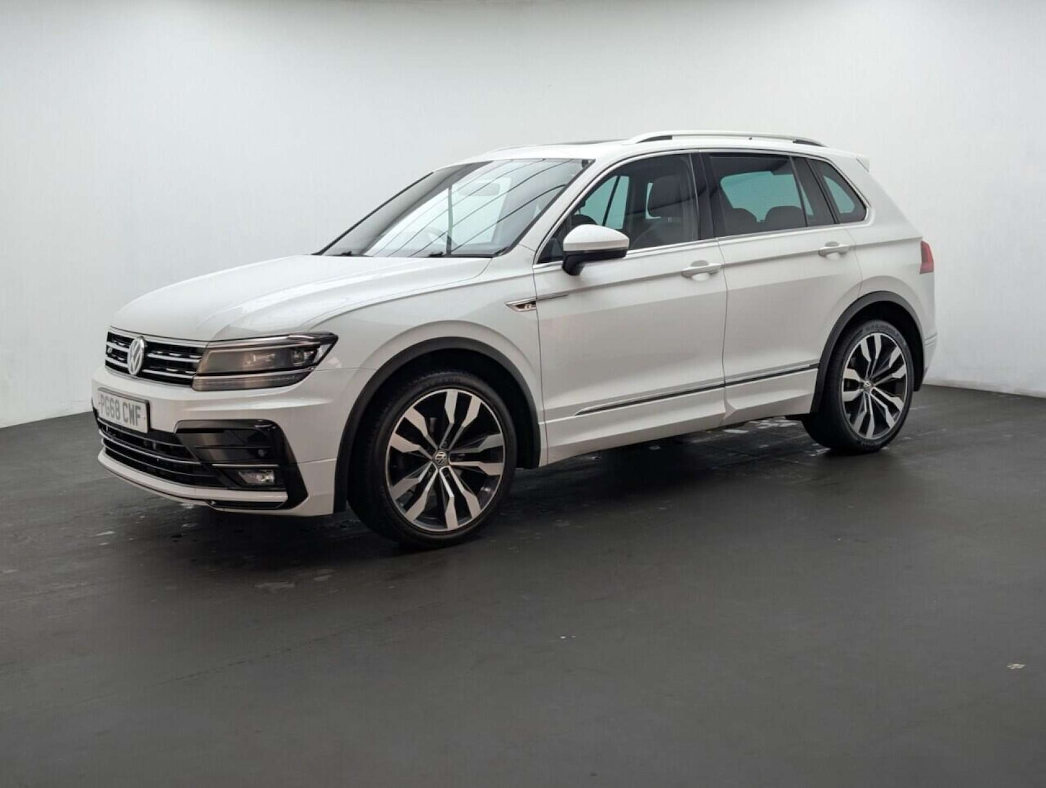 Used Volkswagen Tiguan 2019 for sale - 77714182: Photo 4