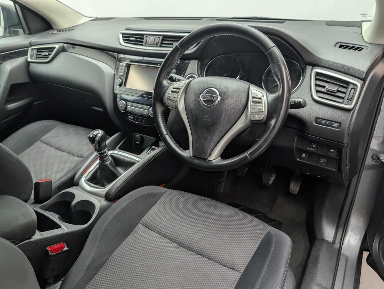 Used Nissan Qashqai for sale - 76727708: Photo 10