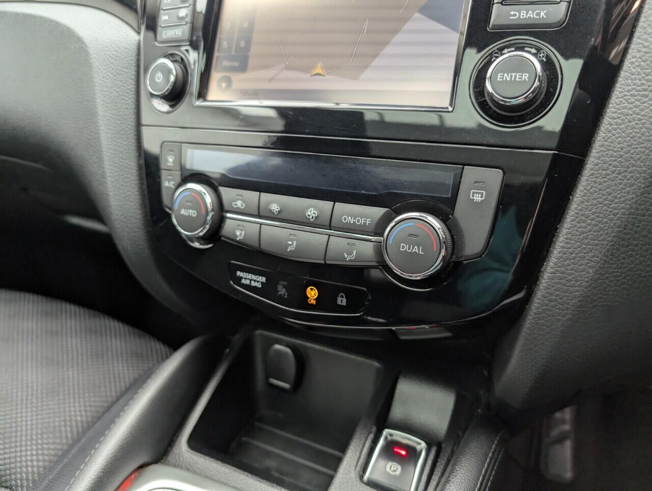 Used Nissan Qashqai for sale - 76727708: Photo 15