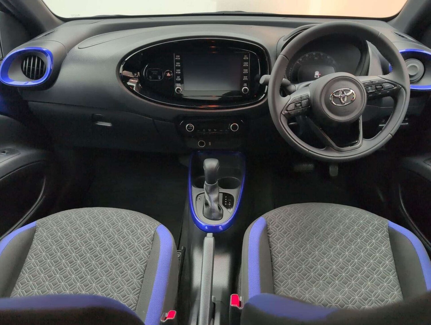 Used Toyota Aygo X 2023 for sale - 77713919: Photo 24