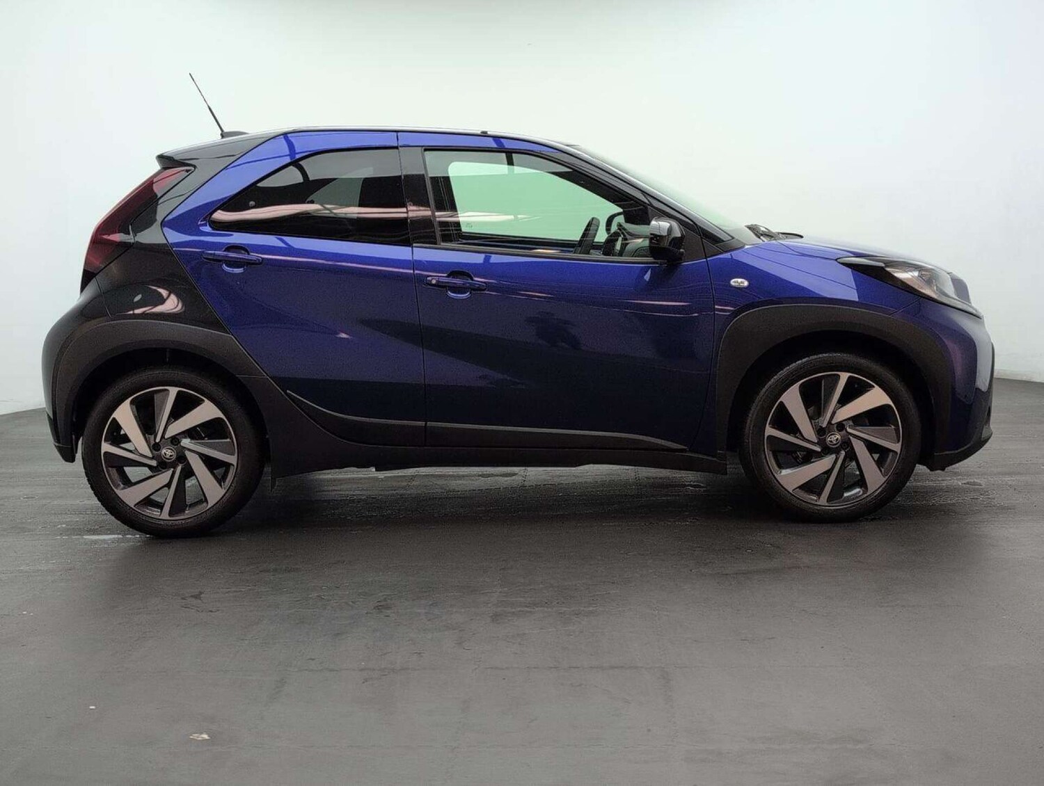 Used Toyota Aygo X 2023 for sale - 77713919: Photo 9