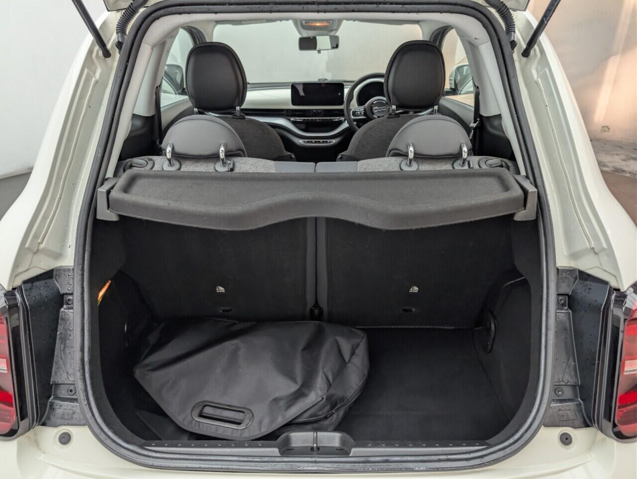 Used Fiat 500e 2022 for sale - 76658752: Photo 23