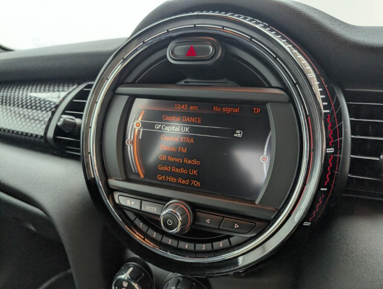 Used MINI Hatch 2016 for sale - 76424260: Photo 13