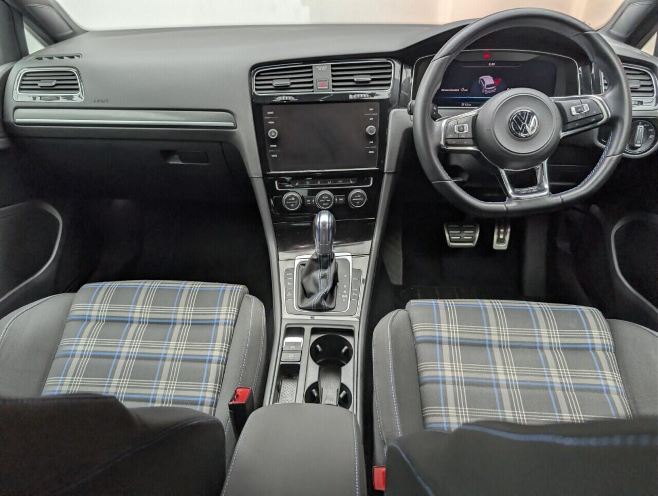 Used Volkswagen Golf 2018 for sale - 76714825: Photo 23