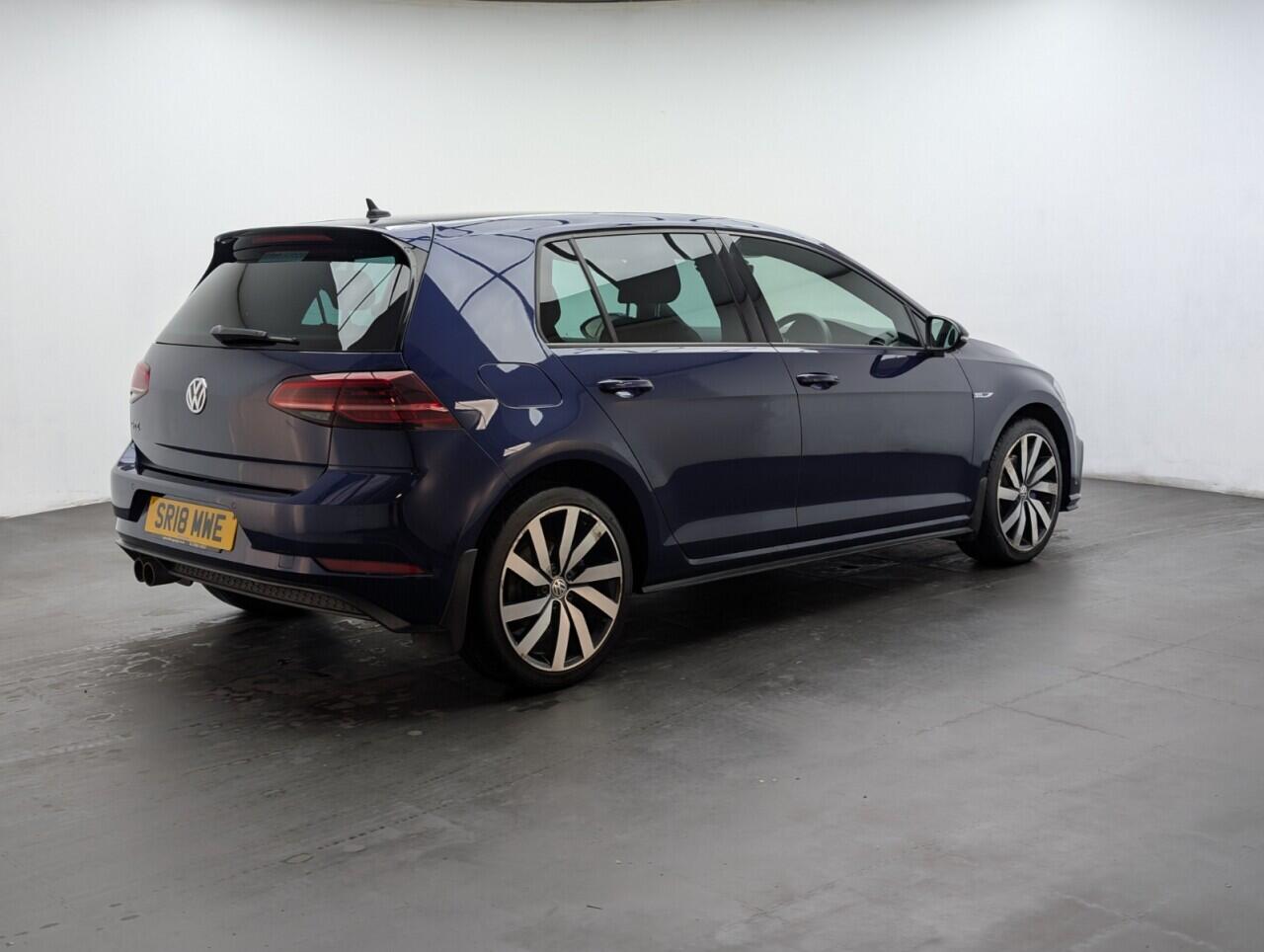 Used Volkswagen Golf 2018 for sale - 76714825: Photo 8