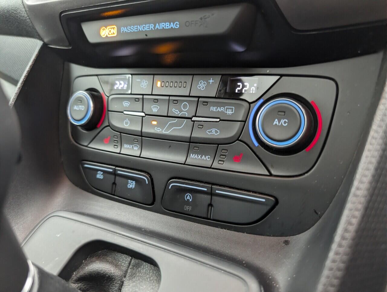 Used Ford Grand Tourneo Connect 2022 for sale - 76484800: Photo 15