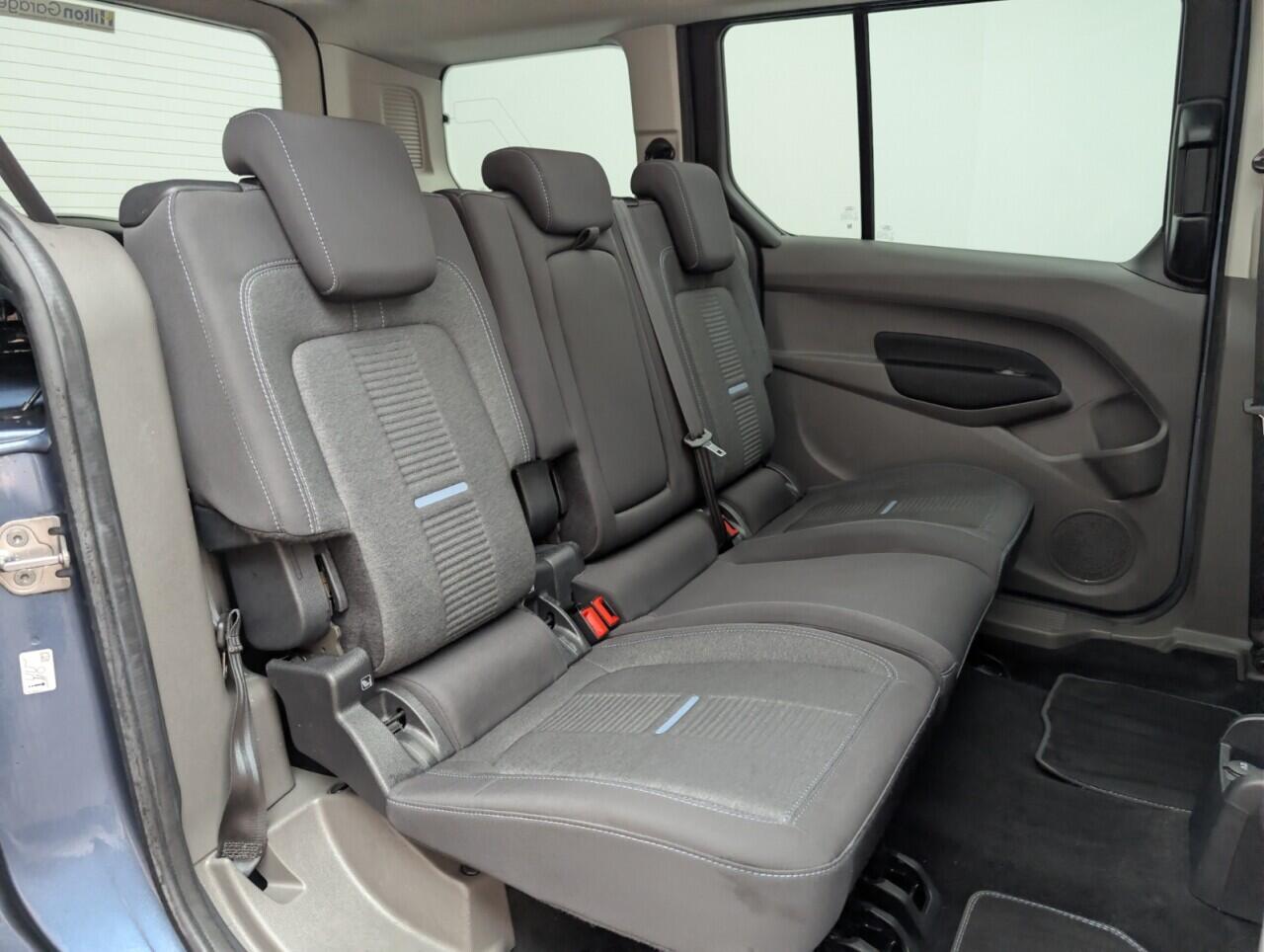 Used Ford Grand Tourneo Connect 2022 for sale - 76484800: Photo 23