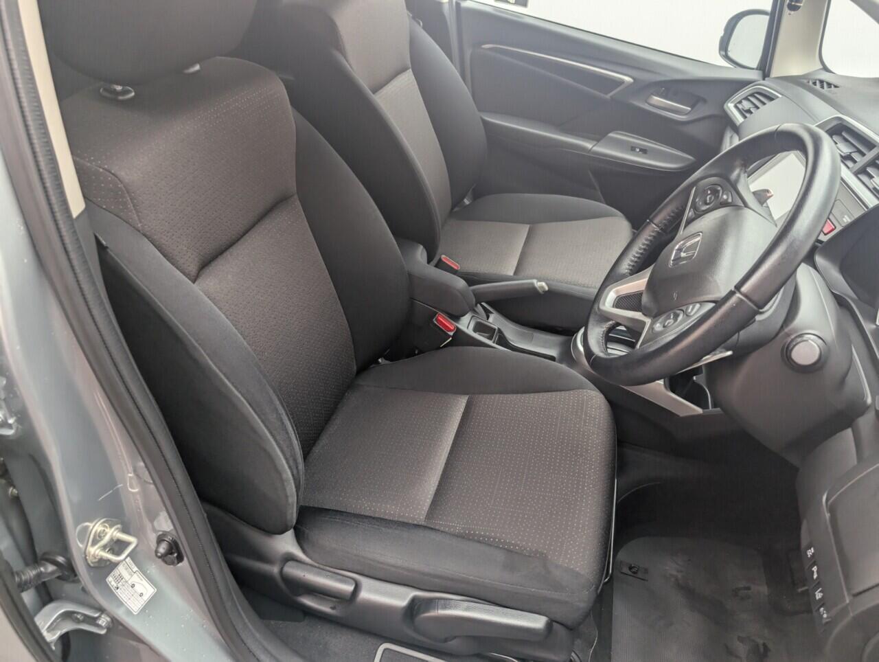 Used Honda Jazz 2017 for sale - 77132052: Photo 11