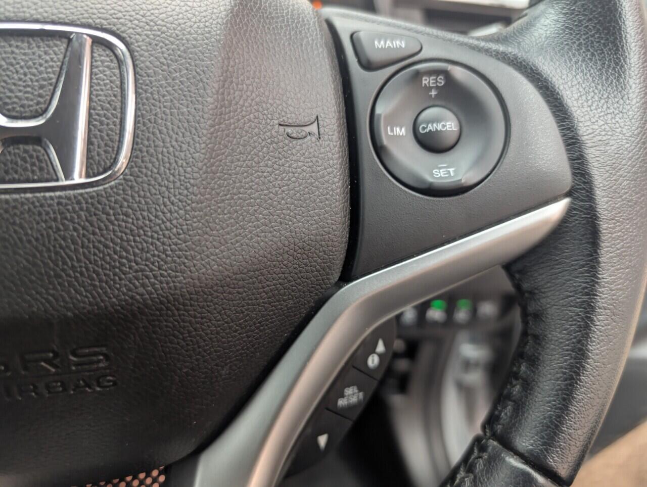 Used Honda Jazz 2017 for sale - 77132052: Photo 19