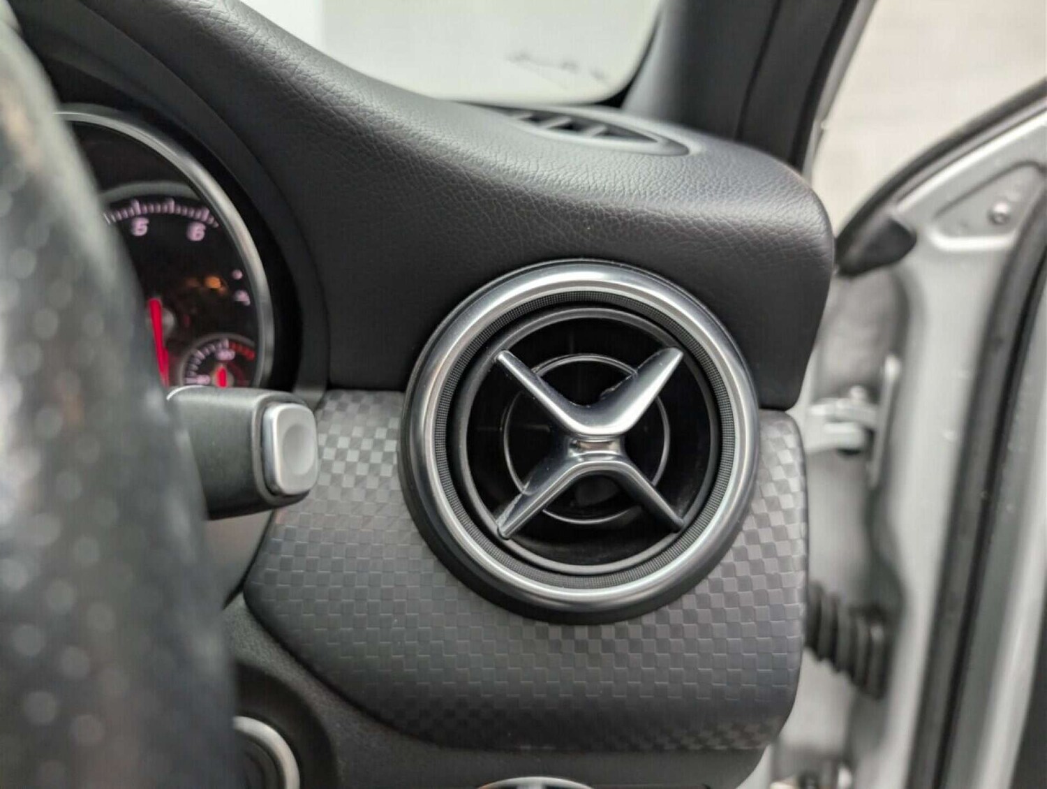 Used Mercedes-Benz A-Class 2018 for sale - 77713126: Photo 20