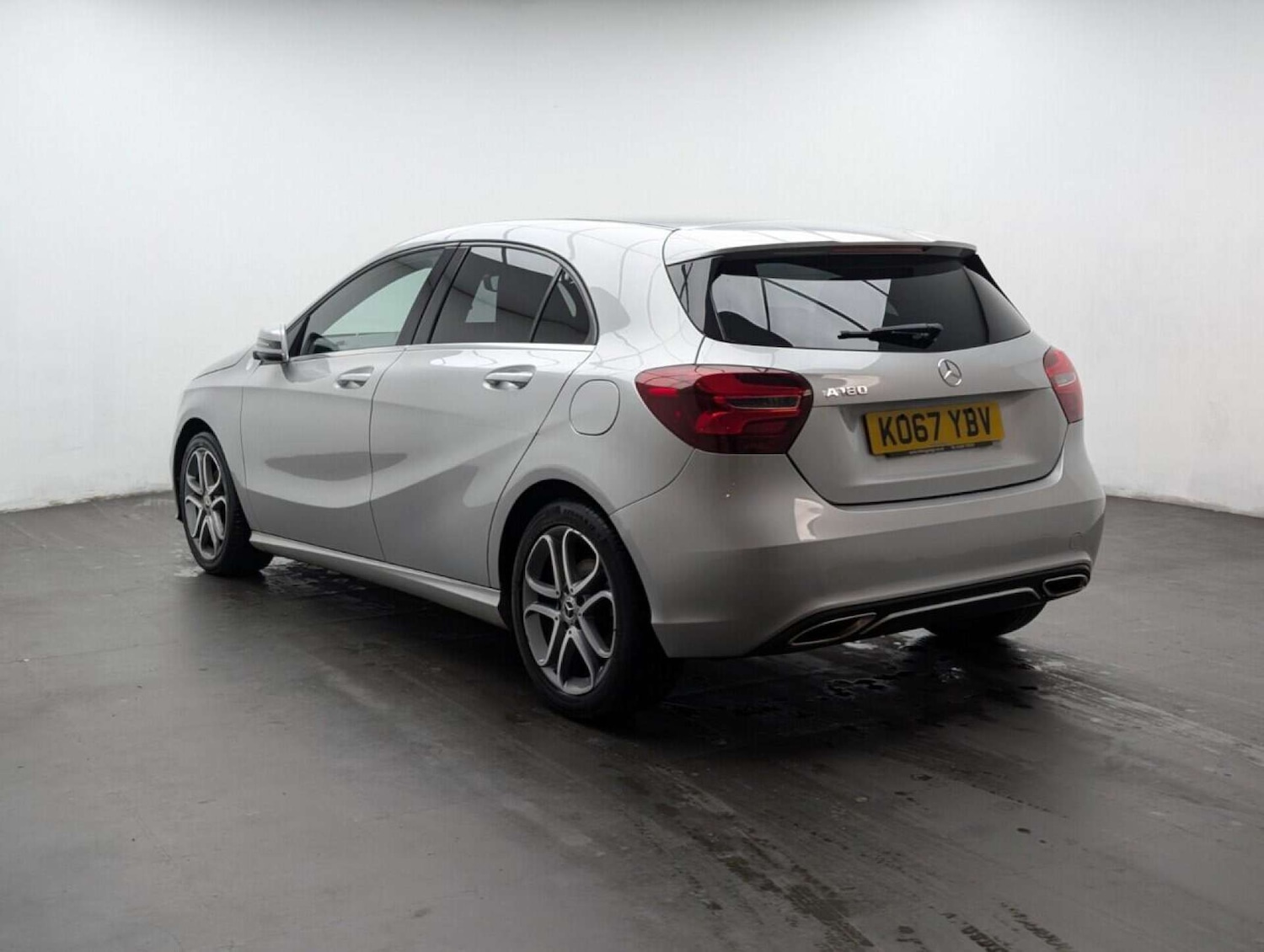 Used Mercedes-Benz A-Class 2018 for sale - 77713126: Photo 6