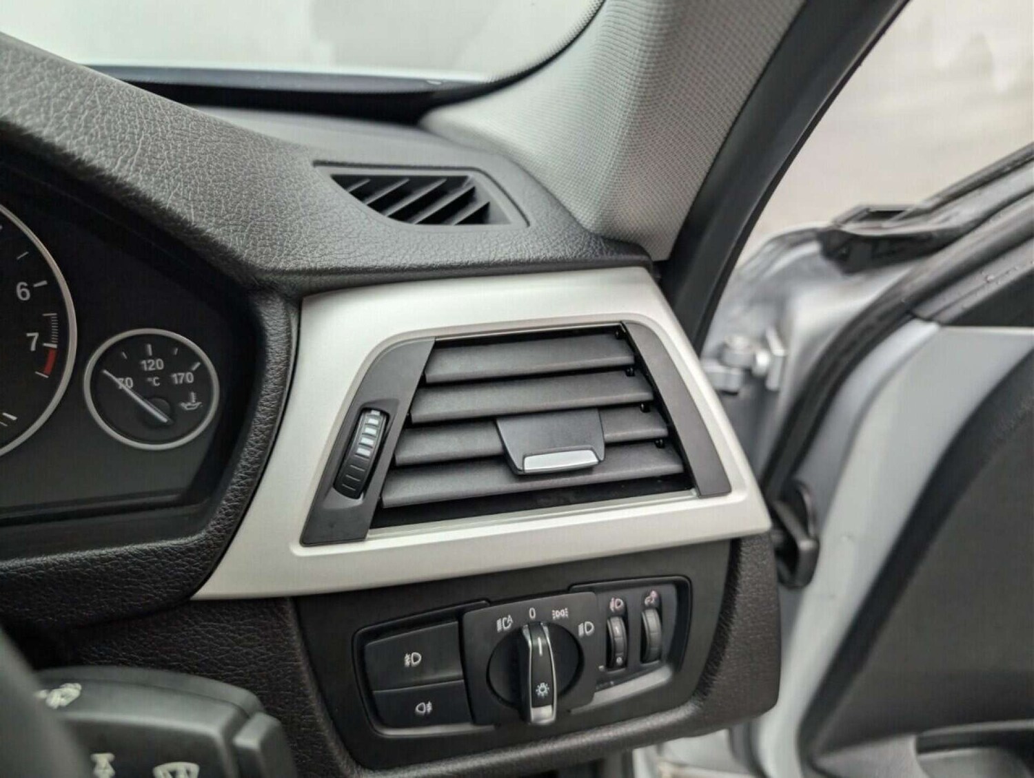 Used BMW 3 Series 2016 for sale - 77713929: Photo 17