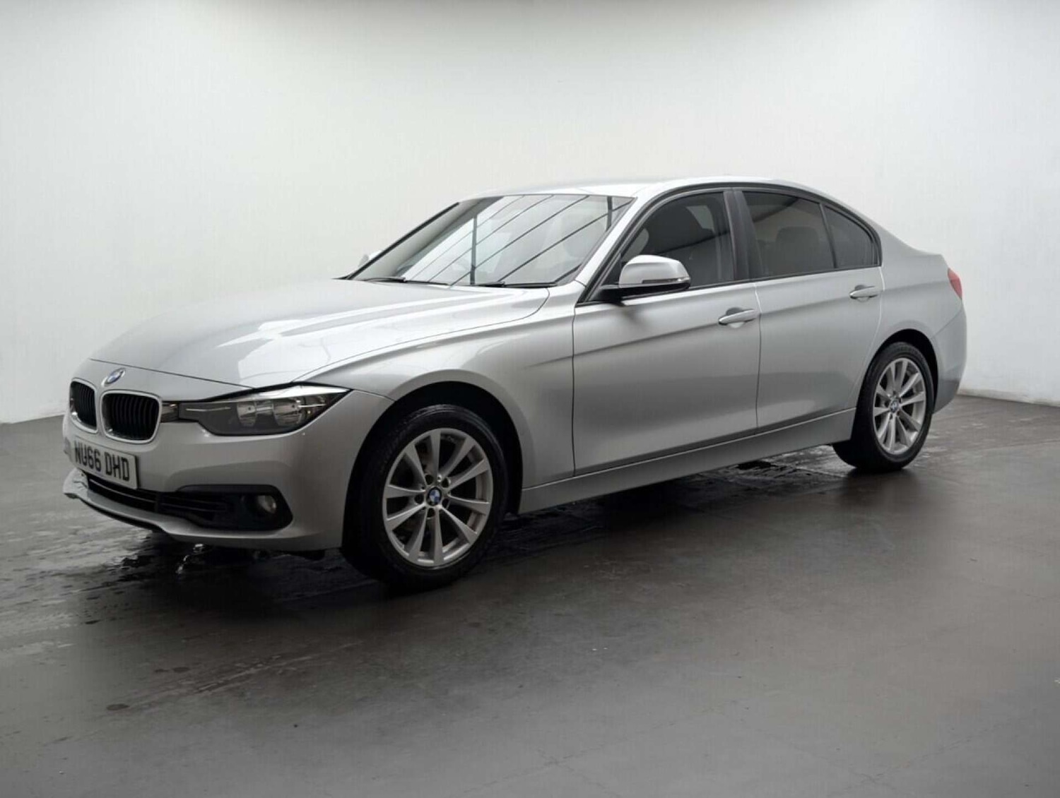 Used BMW 3 Series 2016 for sale - 77713929: Photo 4