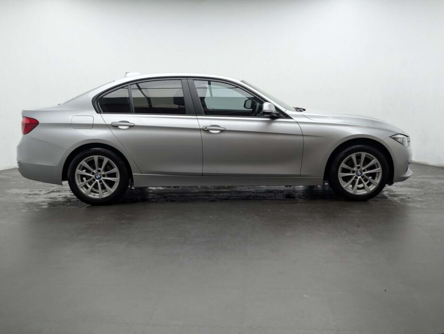 Used BMW 3 Series 2016 for sale - 77713929: Photo 9