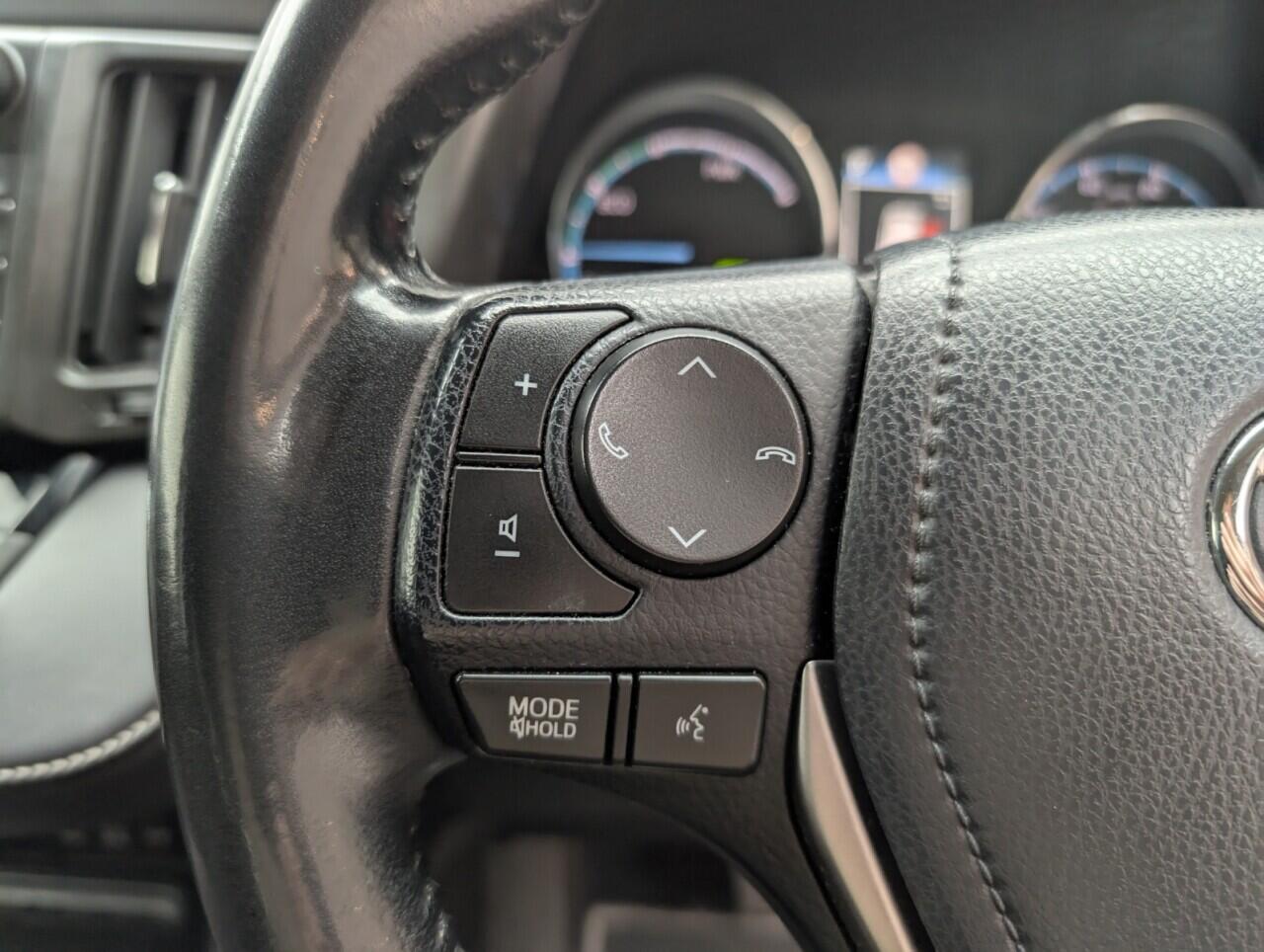 Used Toyota RAV4 2017 for sale - 77343772: Photo 18