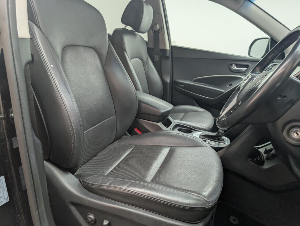 Used Hyundai Santa Fe 2016 for sale - 76424256: Photo 13