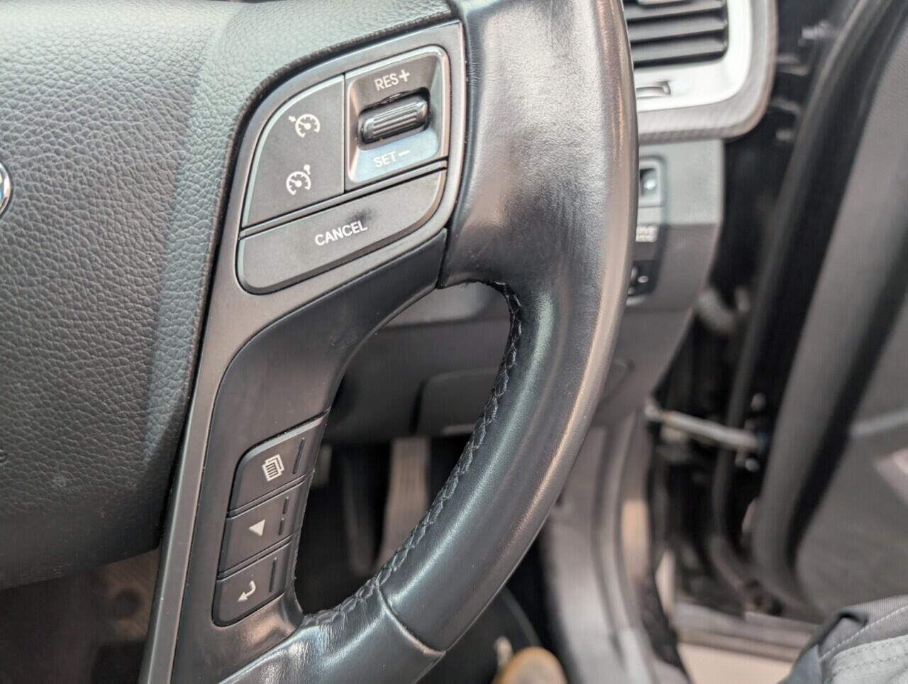 Used Hyundai Santa Fe 2016 for sale - 76424256: Photo 21