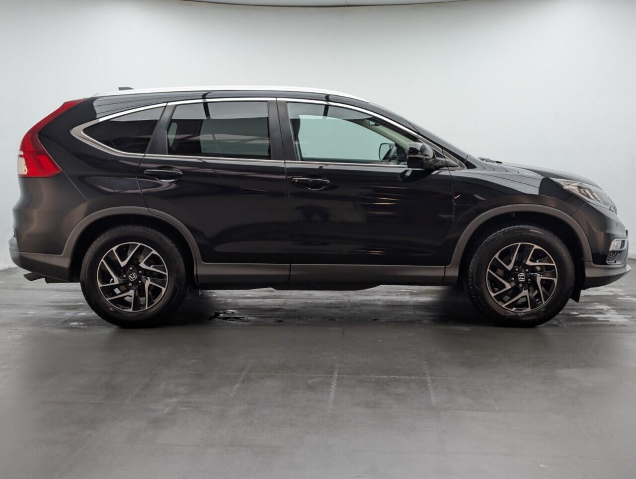 Used Honda CR-V 2018 for sale - 76608274: Photo 9
