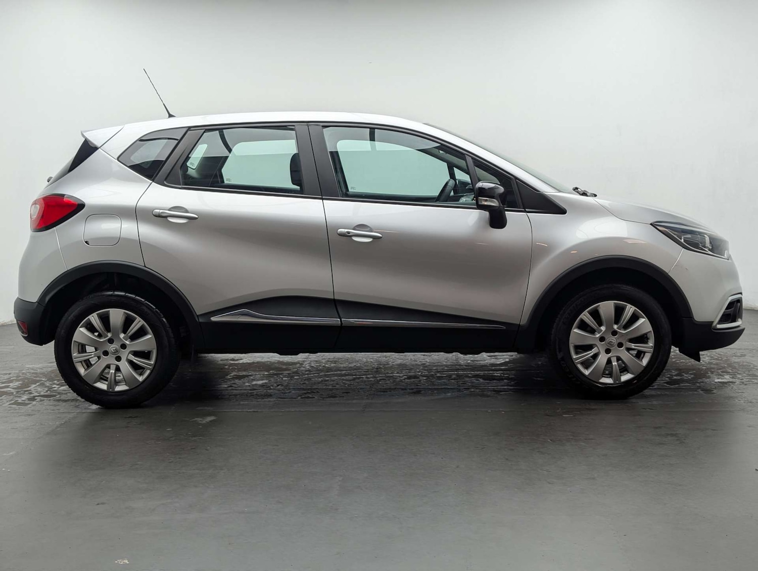Used Renault Captur 2016 for sale - 78003863: Photo 11