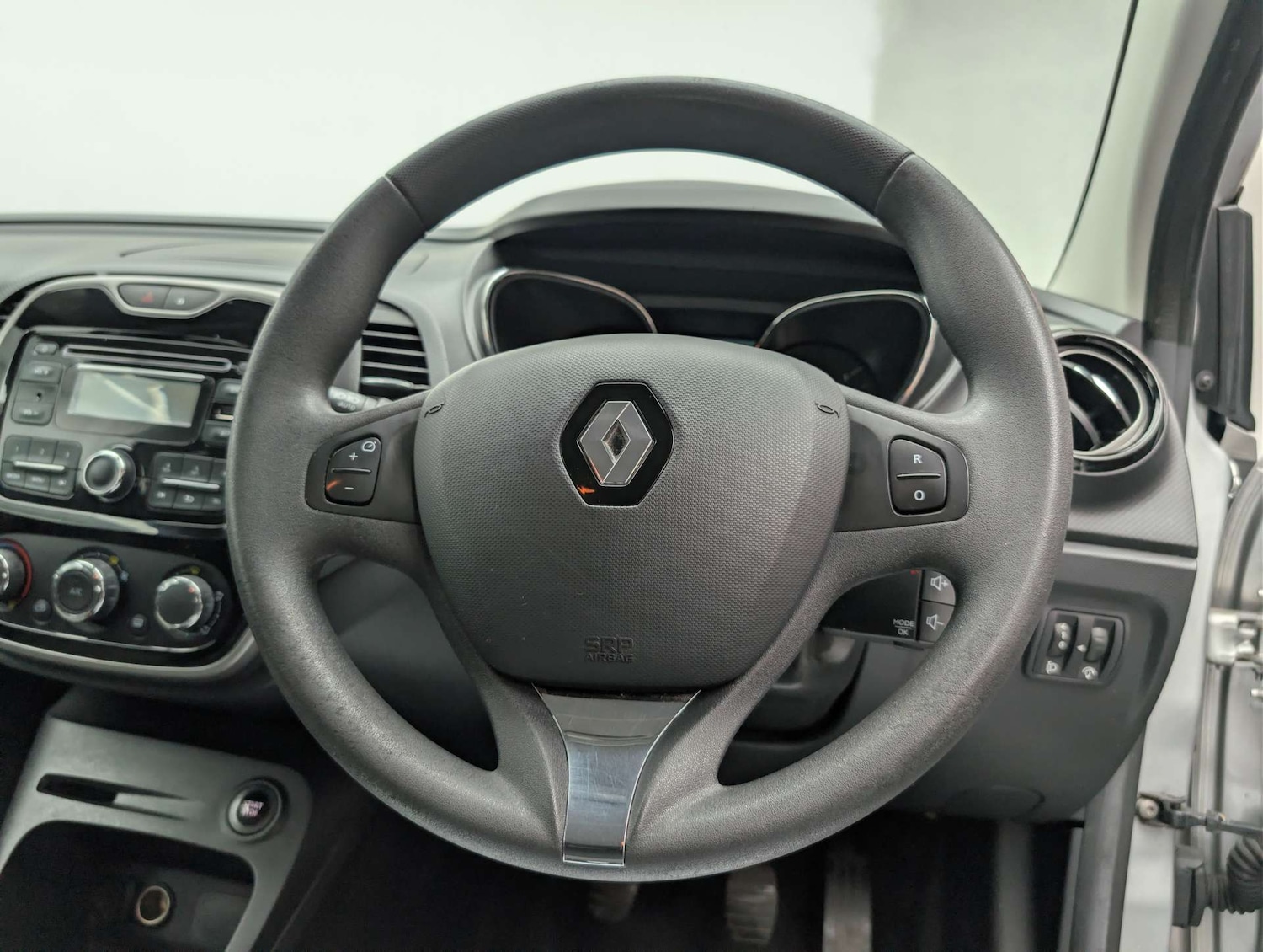 Used Renault Captur 2016 for sale - 78003863: Photo 23