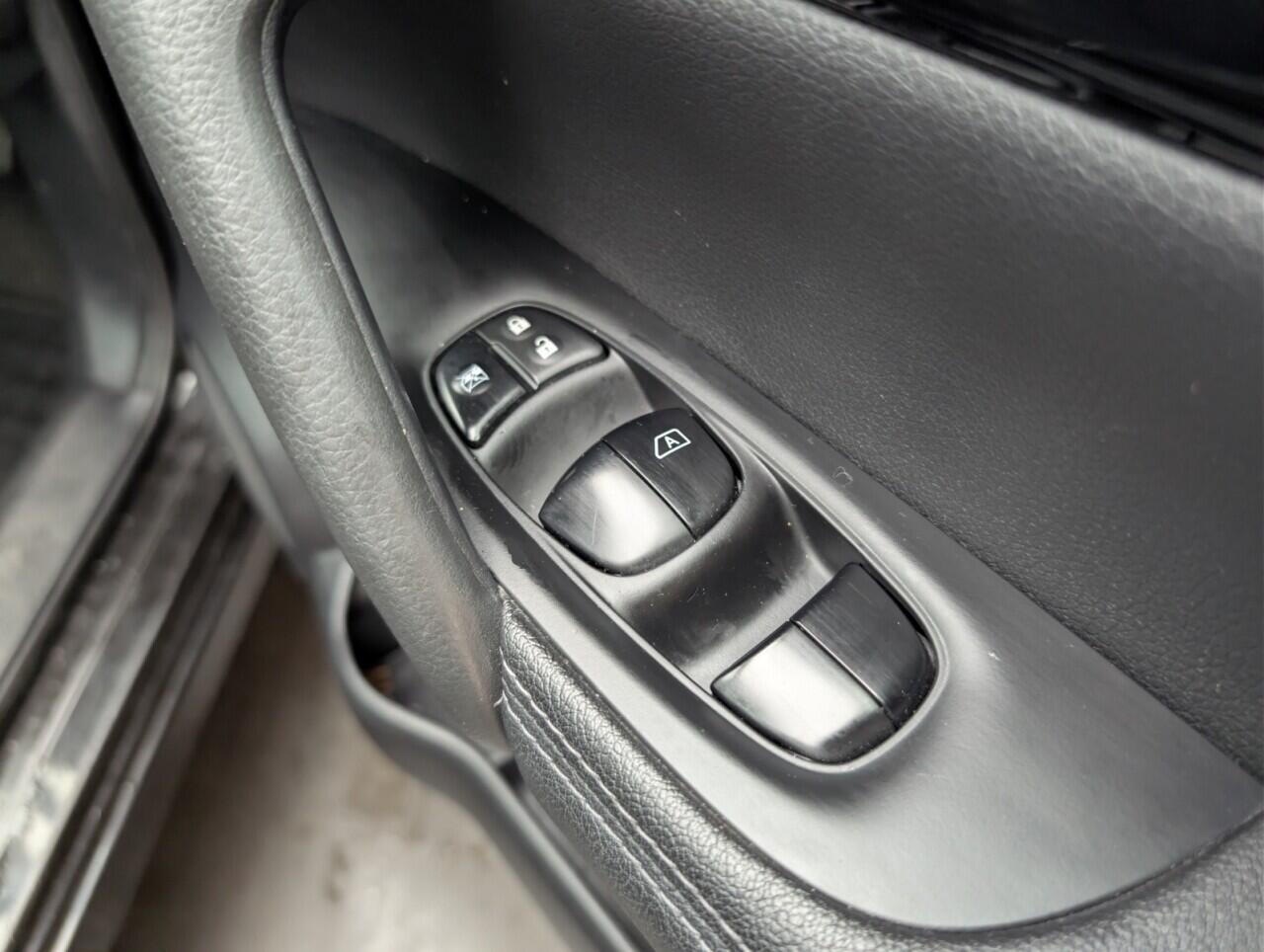 Used Nissan Qashqai for sale - 77625061: Photo 12