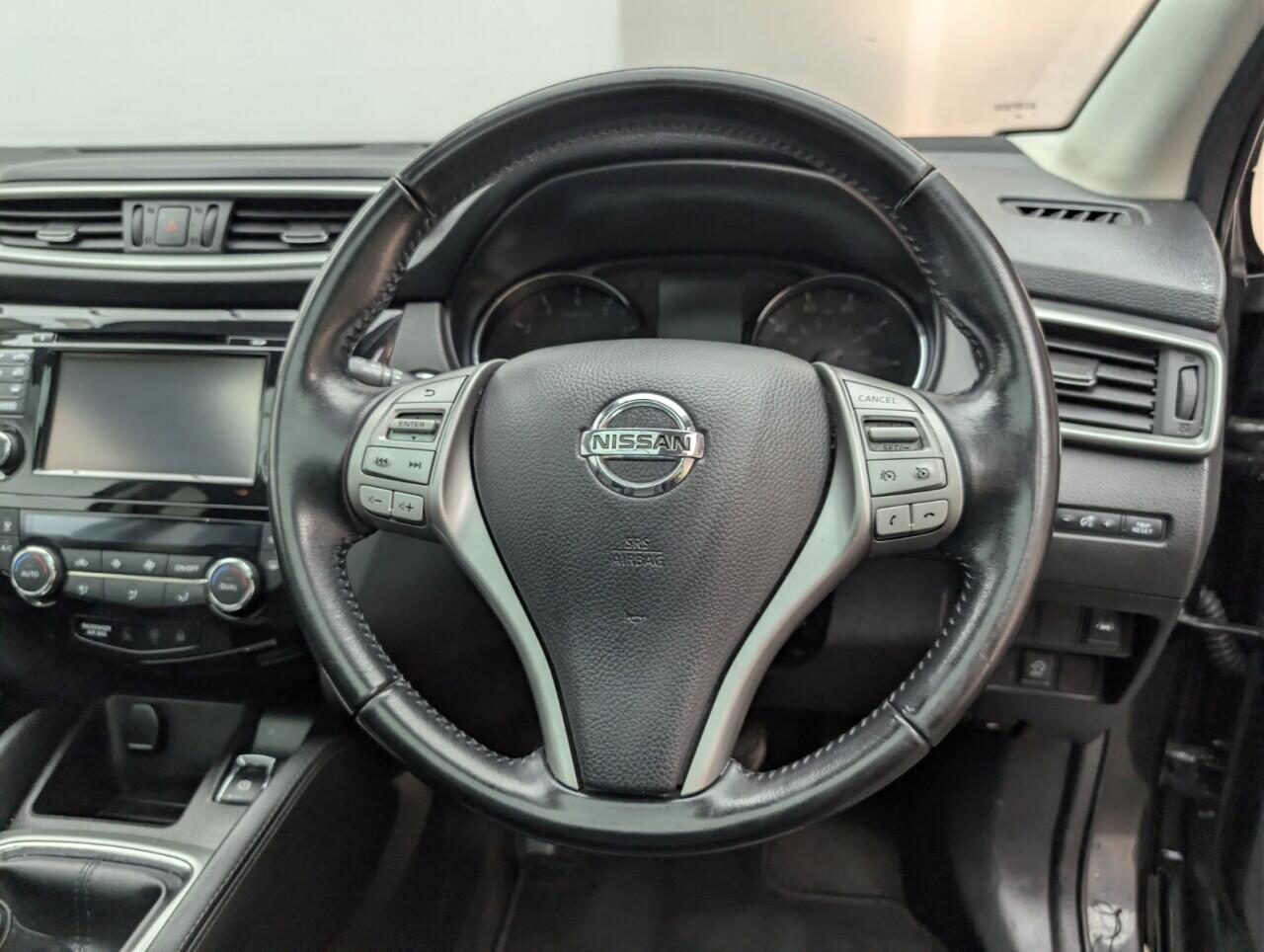 Used Nissan Qashqai for sale - 77625061: Photo 15