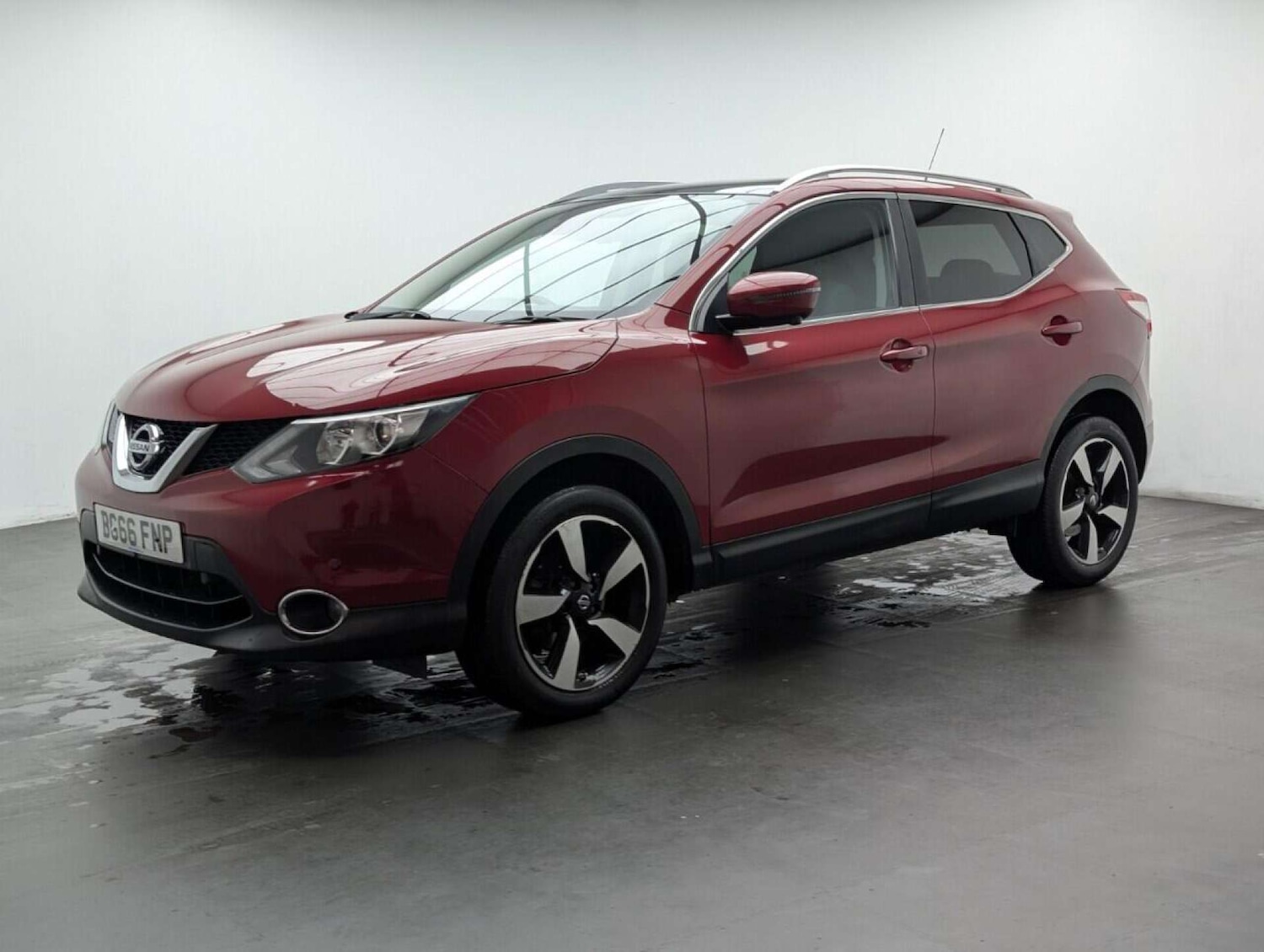 Used Nissan Qashqai 2016 for sale - 77714102: Photo 4