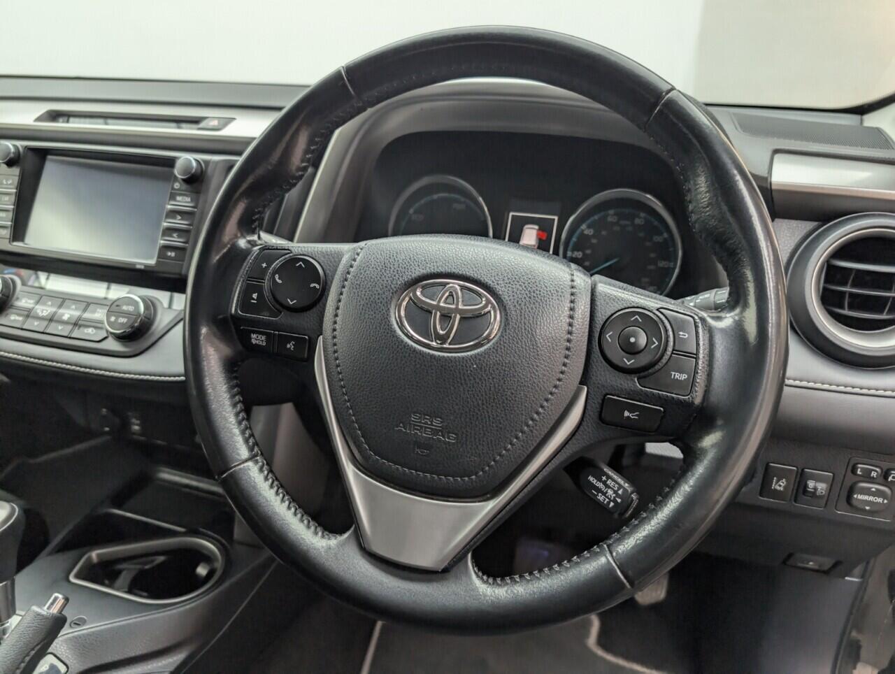 Used Toyota RAV4 2017 for sale - 76424982: Photo 22