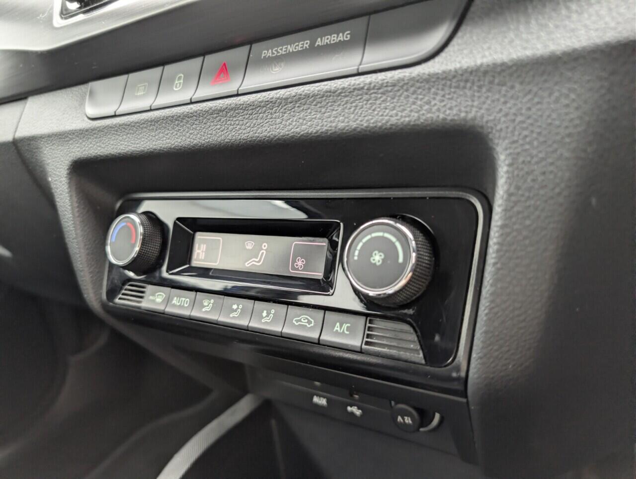 Used Skoda Fabia 2017 for sale - 77040309: Photo 15