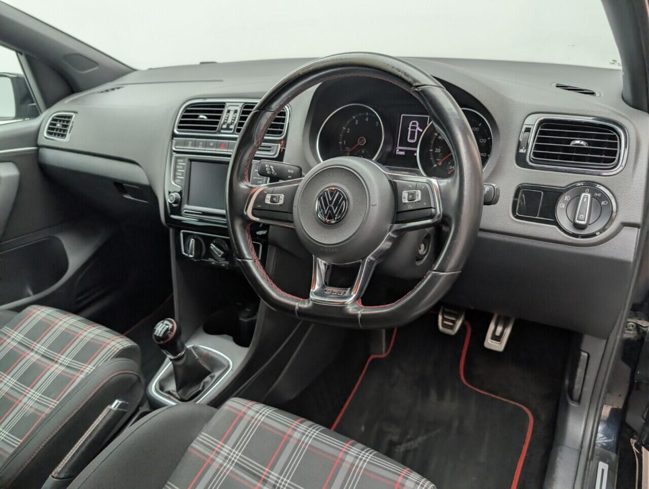 Used Volkswagen Polo 2017 for sale - 77057217: Photo 10