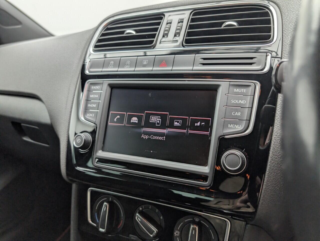 Used Volkswagen Polo 2017 for sale - 77057217: Photo 13