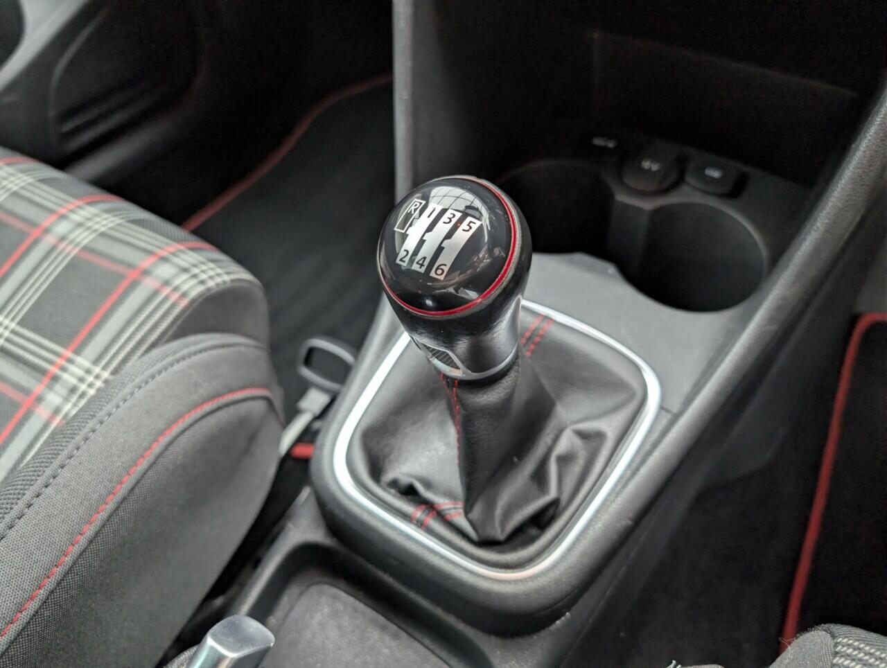 Used Volkswagen Polo 2017 for sale - 77057217: Photo 15