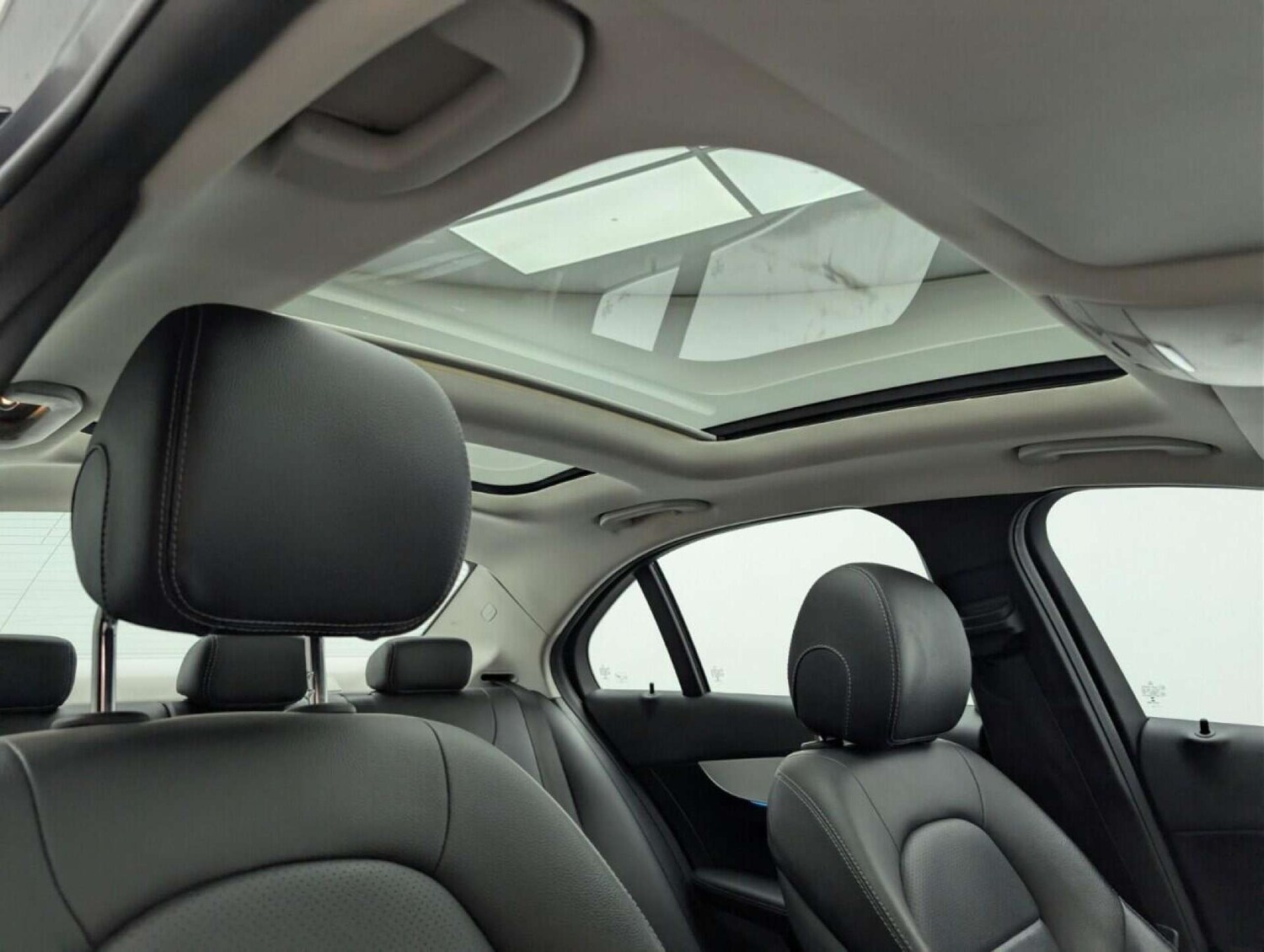 Used Mercedes-Benz C Class 2018 for sale - 77713519: Photo 23