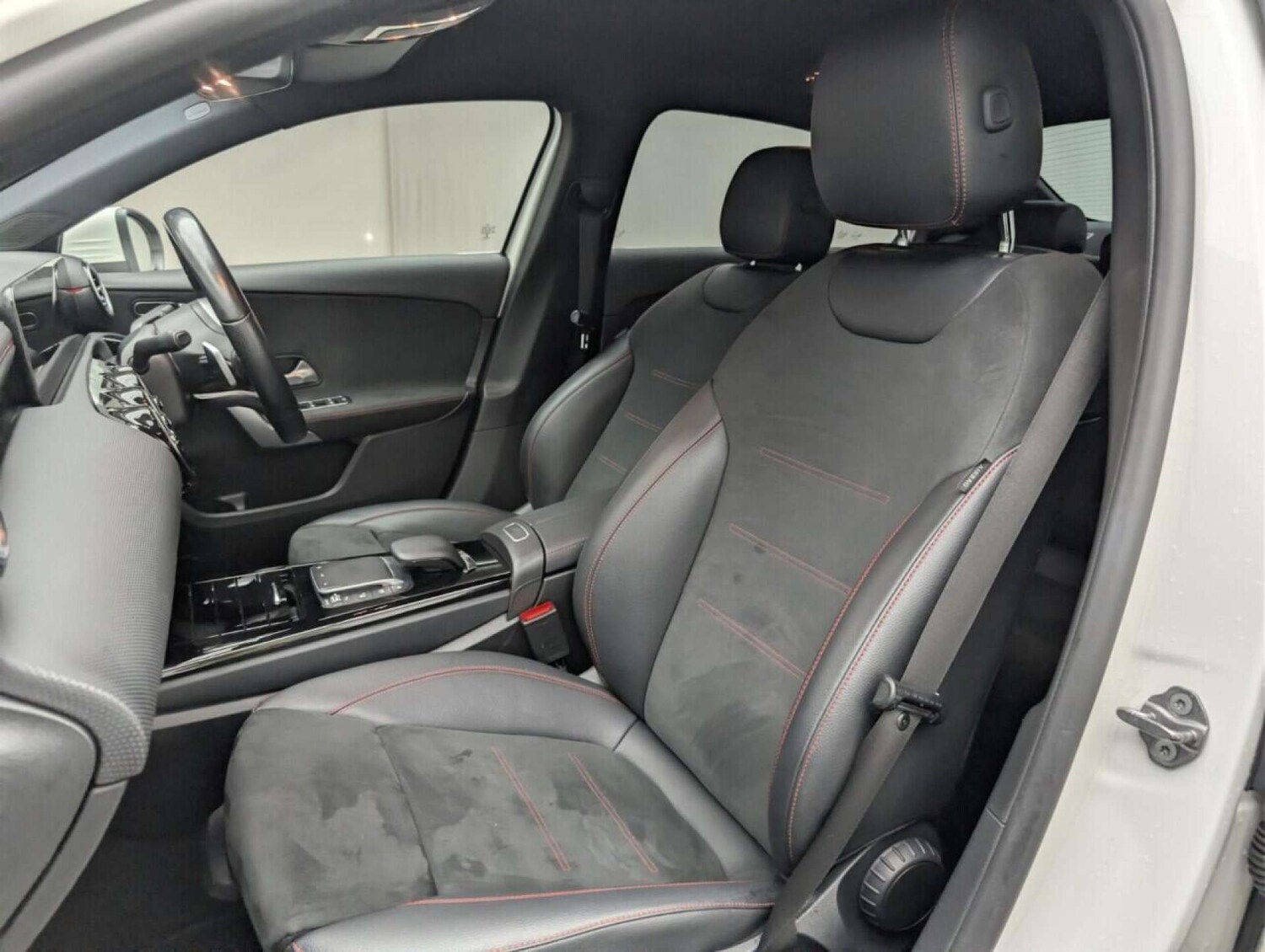 Used Mercedes-Benz A-Class 2020 for sale - 77714921: Photo 40