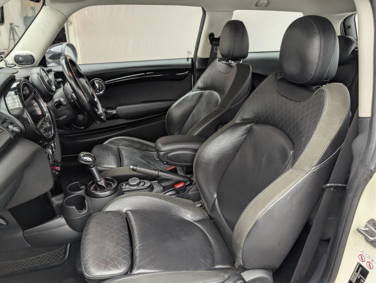 Used MINI Hatch 2018 for sale - 77081587: Photo 24