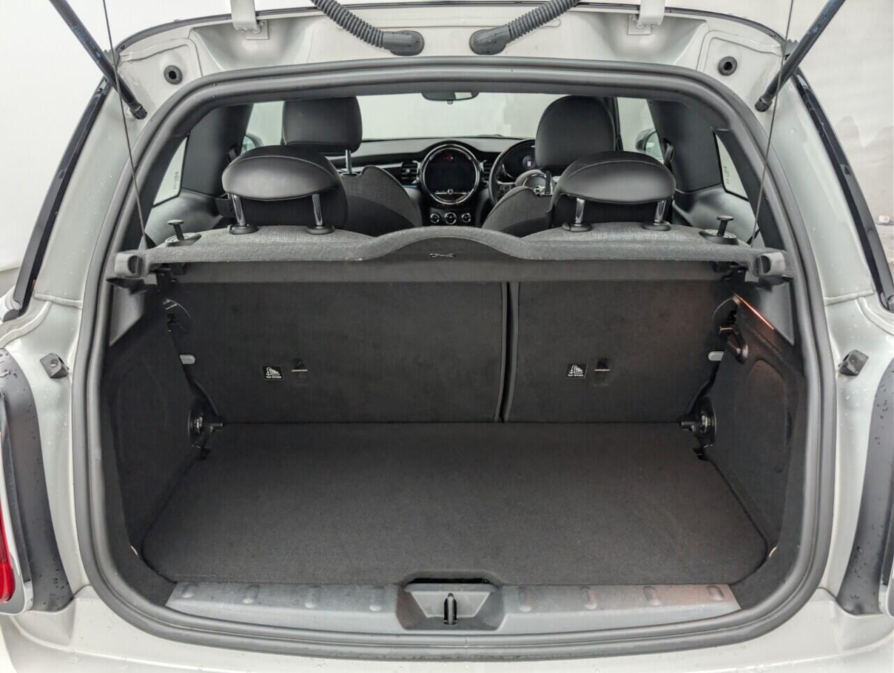 Used MINI Electric Hatch 2021 for sale - 76458145: Photo 25