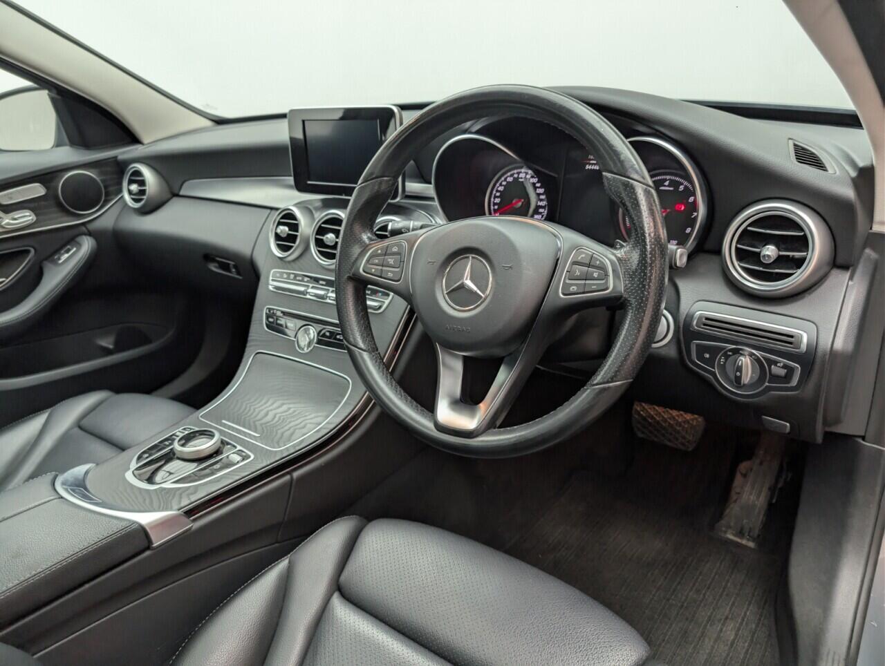 Used Mercedes-Benz C Class 2017 for sale - 76780828: Photo 11