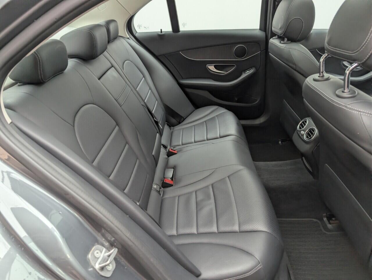 Used Mercedes-Benz C Class 2017 for sale - 76780828: Photo 26