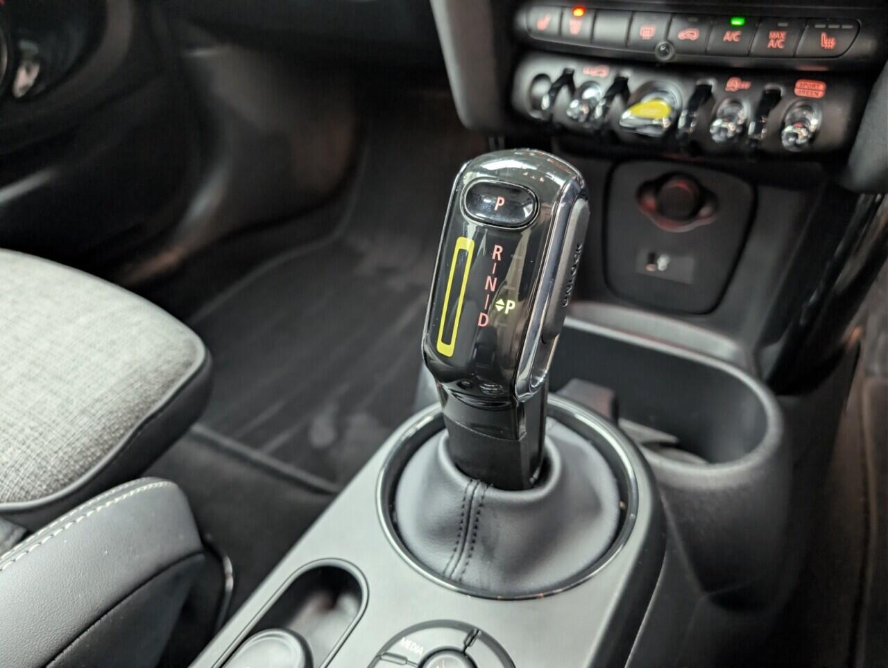 Used MINI Electric Hatch 2022 for sale - 76742933: Photo 16