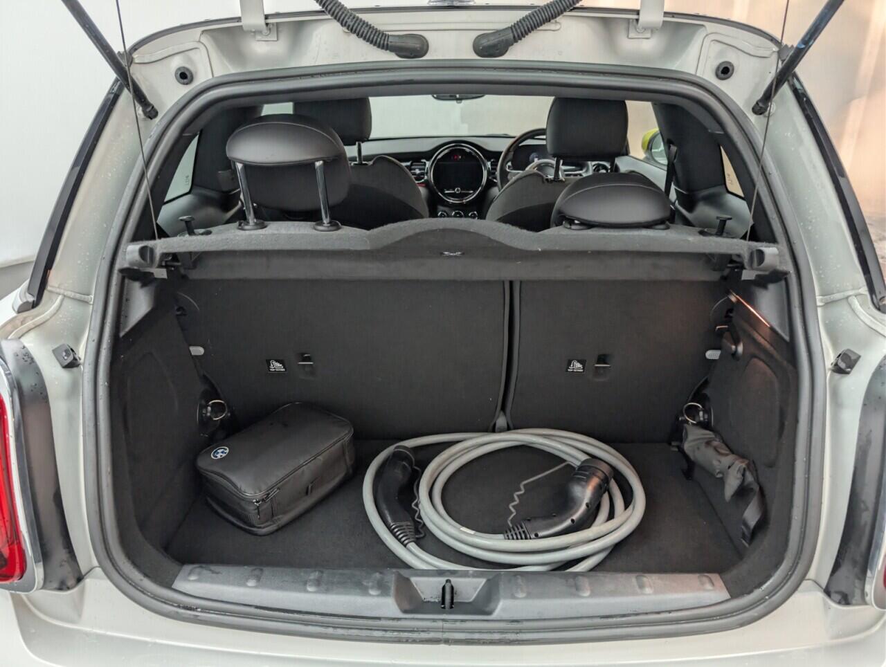 Used MINI Electric Hatch 2022 for sale - 76742933: Photo 22