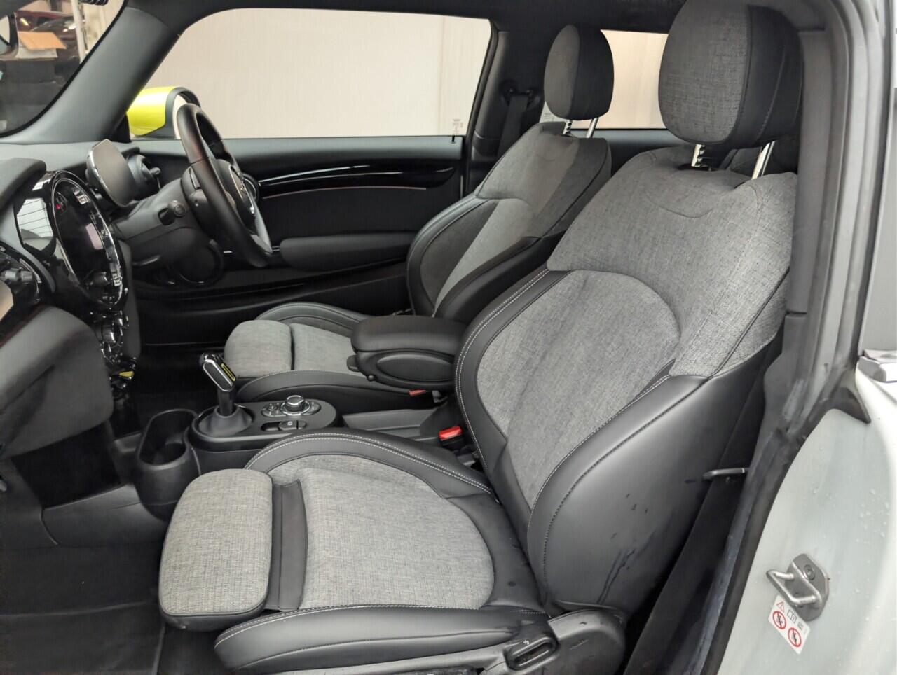 Used MINI Electric Hatch 2022 for sale - 76742933: Photo 24