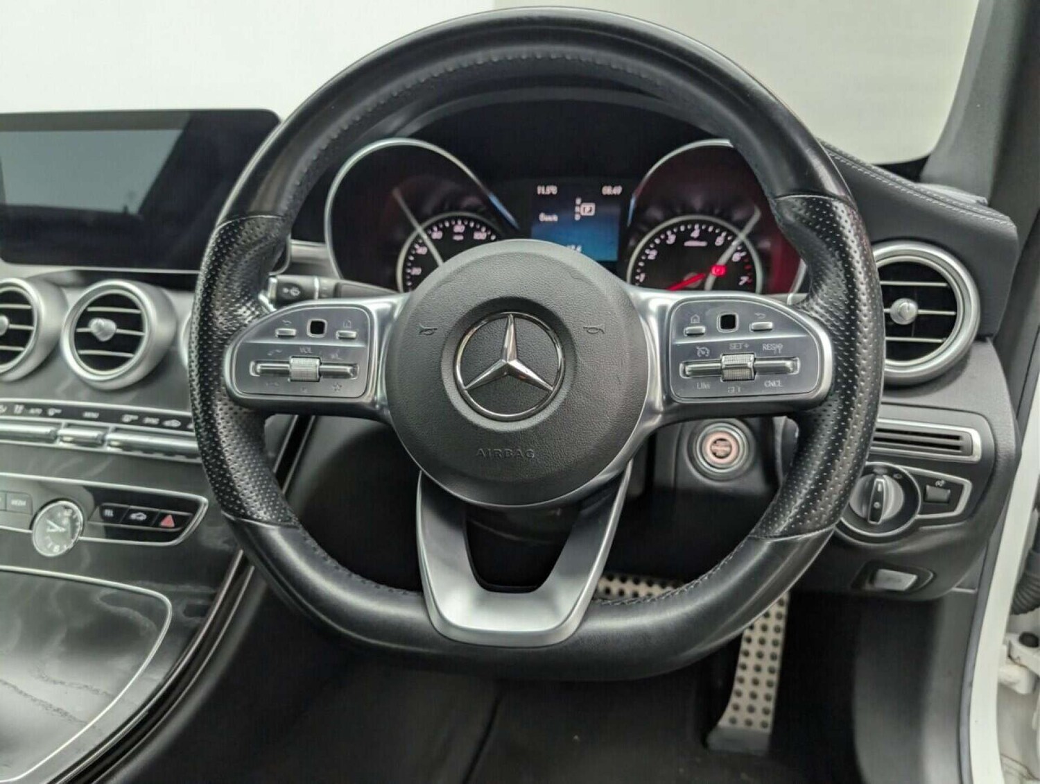 Used Mercedes-Benz C Class 2018 for sale - 77713031: Photo 21