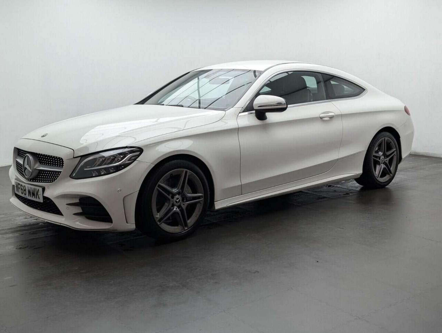 Used Mercedes-Benz C Class 2018 for sale - 77713031: Photo 4
