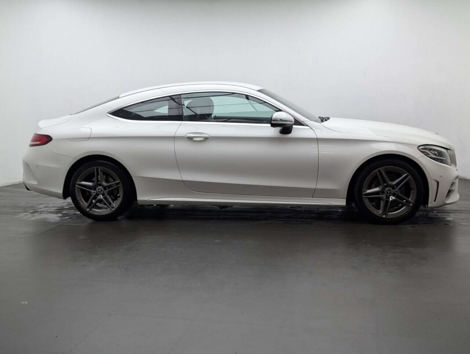 Used Mercedes-Benz C Class 2018 for sale - 77713031: Photo 9